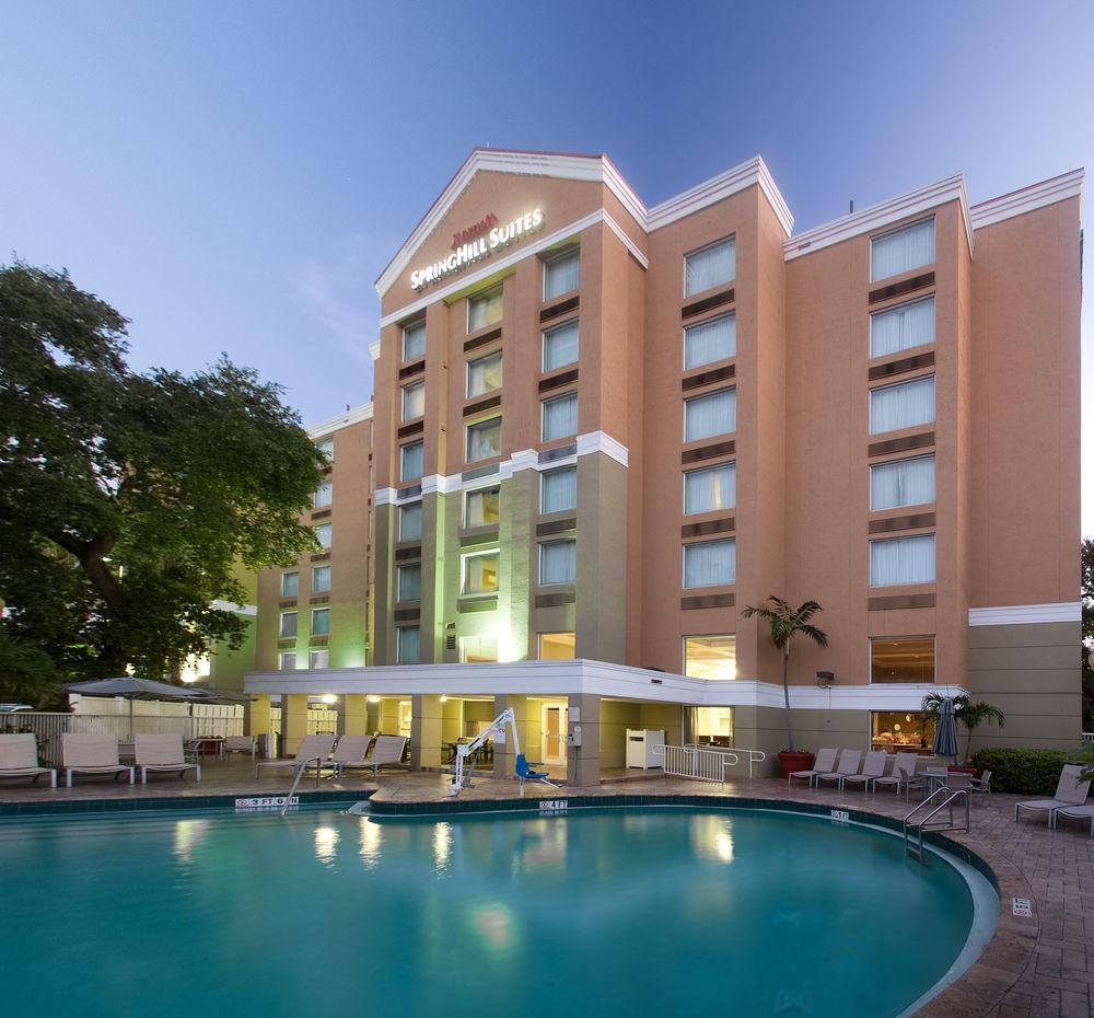 สปริงฮิลล์ สวีท ฟอร์ต ลอเดอร์เดล แอร์พอร์ต แอนด์ ครูซพอร์ต Hotel ดาเนียบีช ภายนอก รูปภาพ