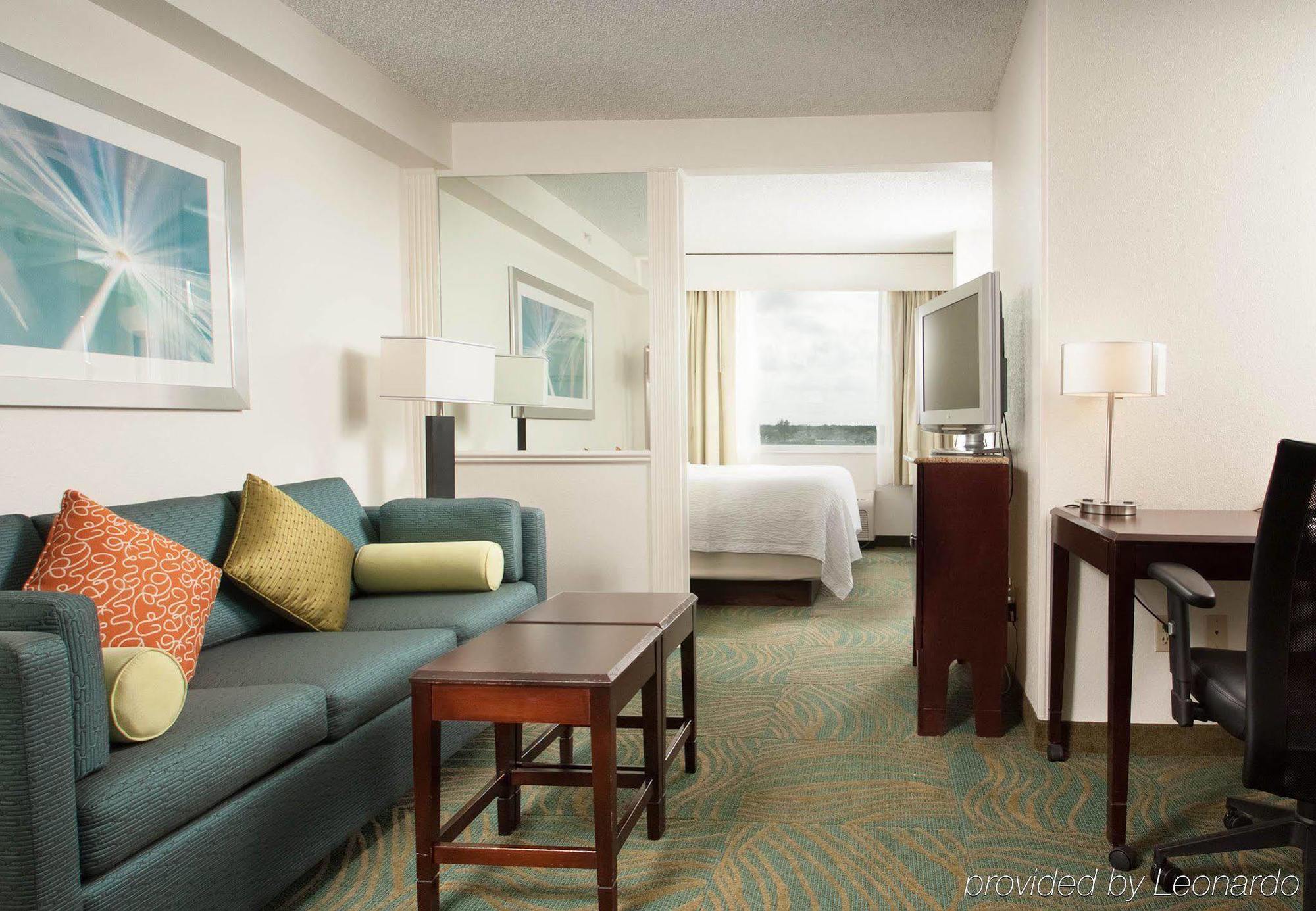 สปริงฮิลล์ สวีท ฟอร์ต ลอเดอร์เดล แอร์พอร์ต แอนด์ ครูซพอร์ต Hotel ดาเนียบีช ภายนอก รูปภาพ